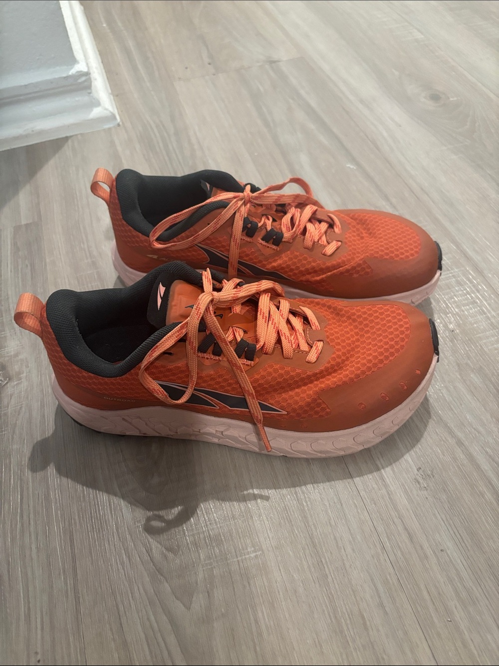 Altra outroad running sneakers